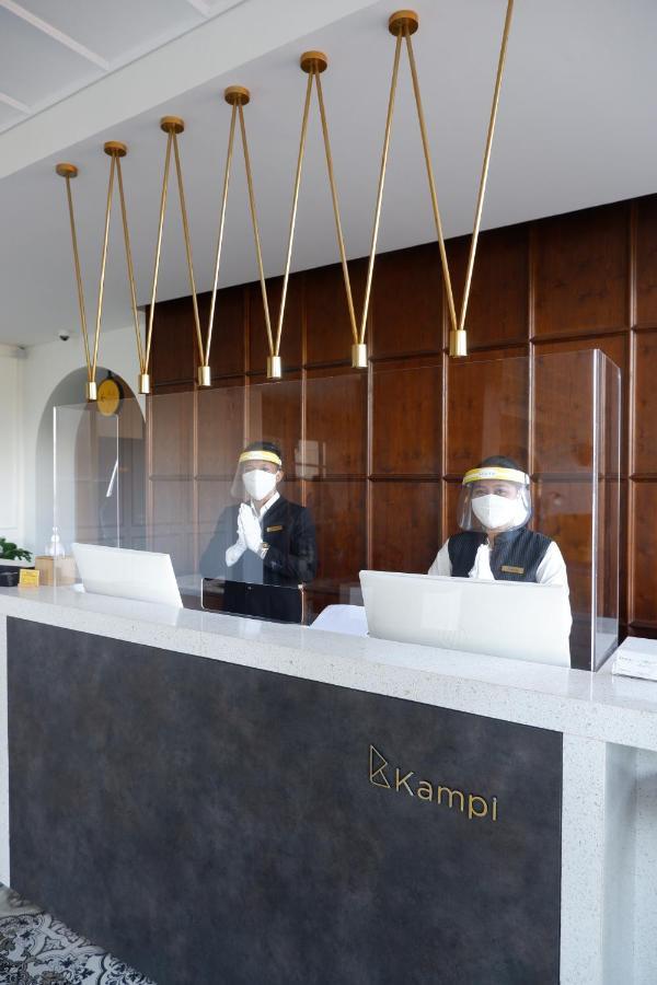 Kampi Hotel Tunjungan - Surabaya Exterior photo
