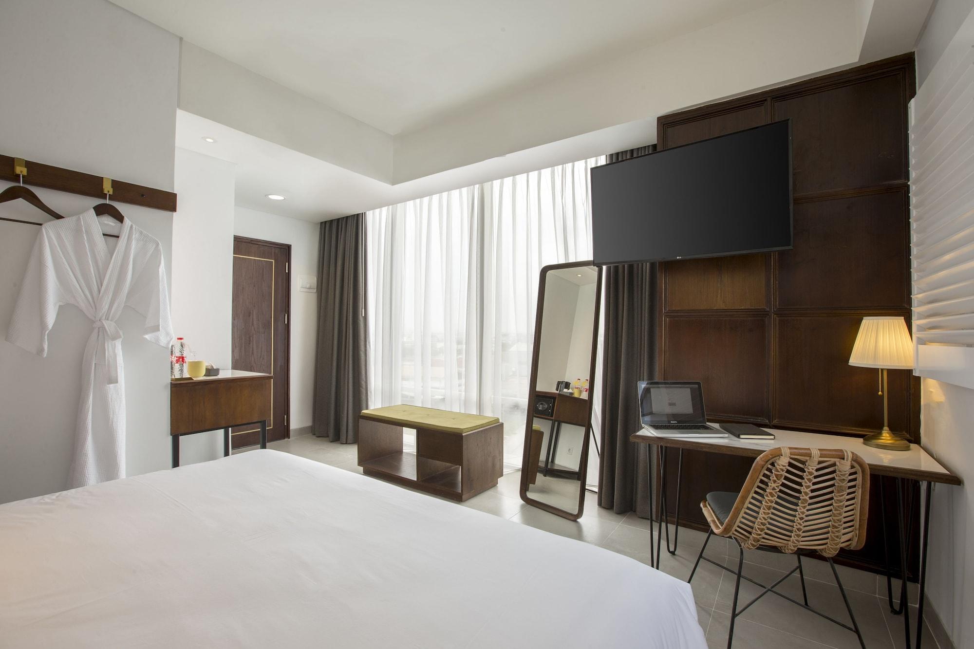 Kampi Hotel Tunjungan - Surabaya Exterior photo