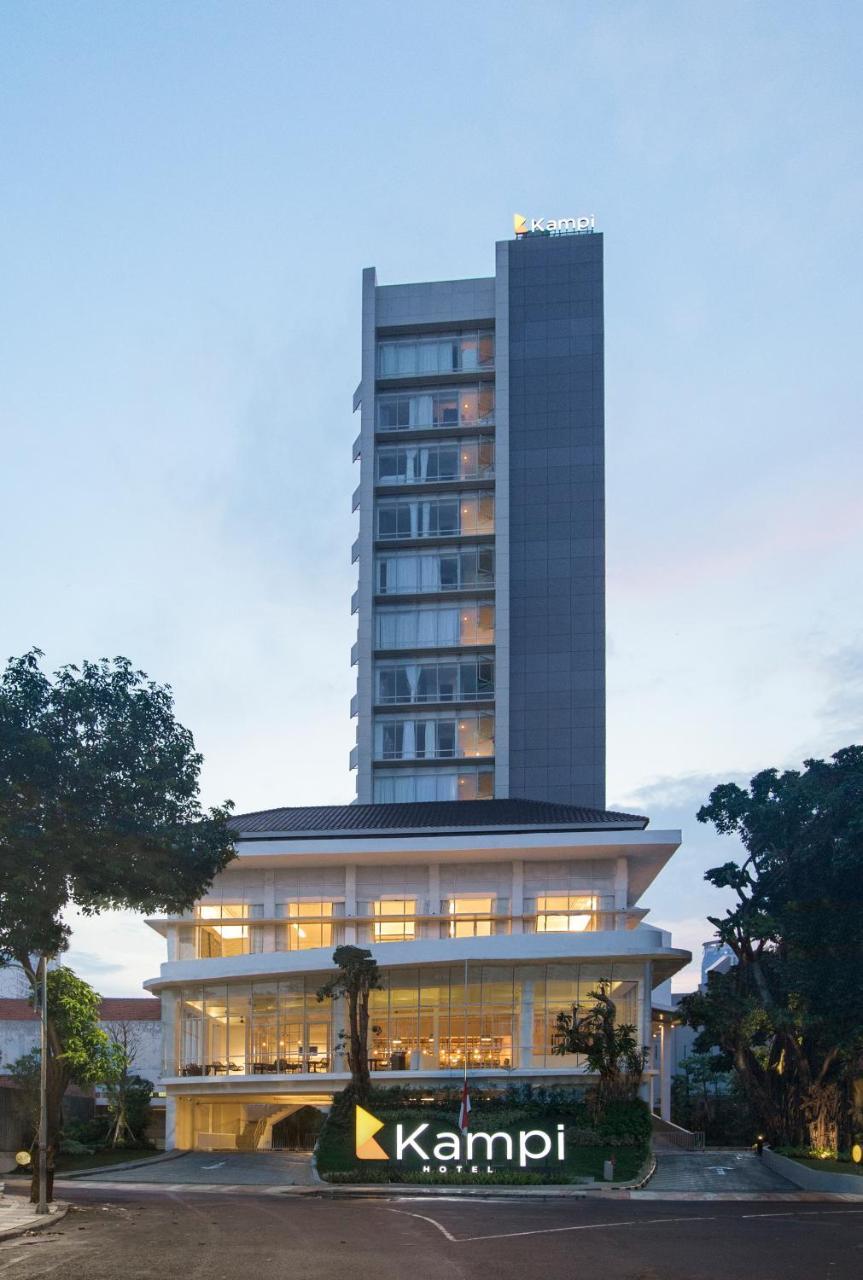 Kampi Hotel Tunjungan - Surabaya Exterior photo